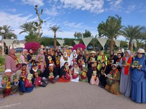 Foto Bersama Seluruh Jamaah Bashirah Tour & Travel di Percetakan Al Qur’an