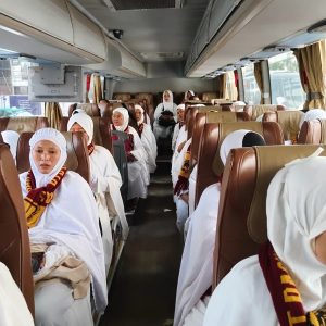 Rombongan Jamaah PT. Bashirah Ghaida Wisata Berangkat Menuju Kota Suci Mekah untuk Ibadah Umroh